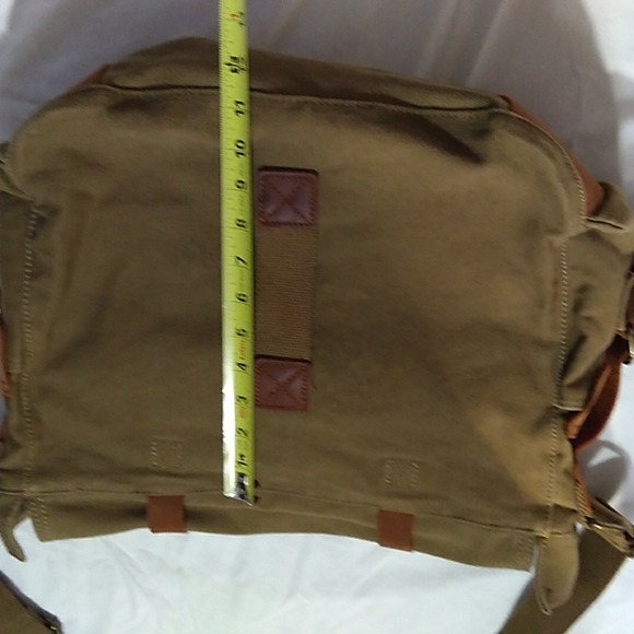 NEW S.C.Cotton Super Spacious Army Green Tan Canvas Leather Trim Messenger Bag - Picture 10 of 16
